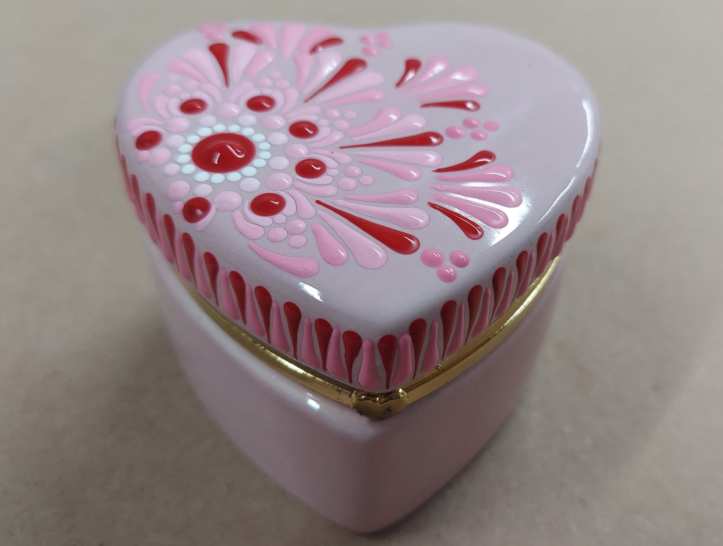 Heart Trinket Box Paint Workshop